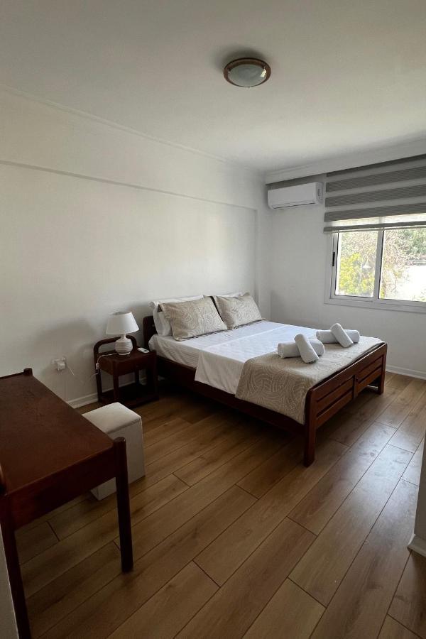 Stylish 3 Bedroom Apartment In 키레니아 외부 사진