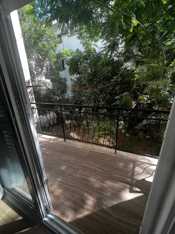 Stylish 3 Bedroom Apartment In 키레니아 외부 사진