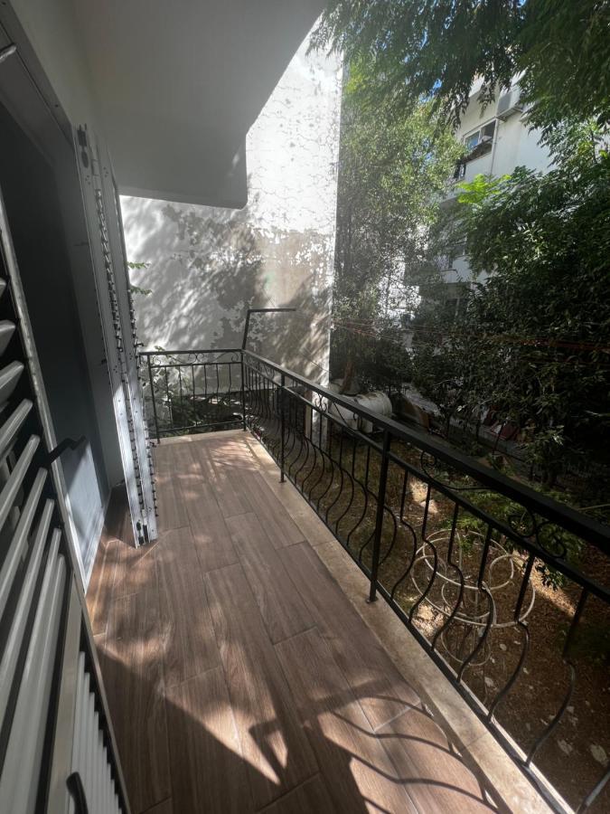 Stylish 3 Bedroom Apartment In 키레니아 외부 사진